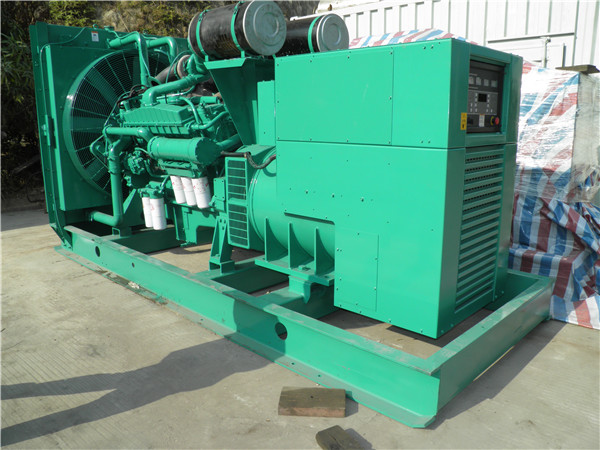 道真发电车出租-柴油发电机散热器怎样散热