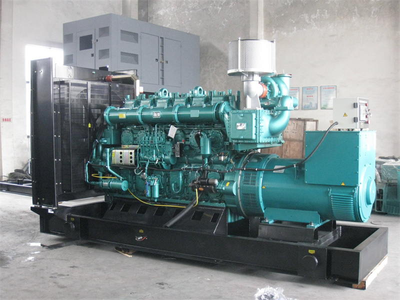 道真200KW 柴油发电机的油耗是多少？