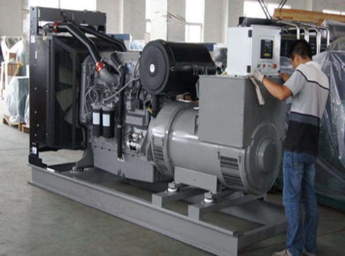 道真柴油发电机组和储能设备配合使用的案例