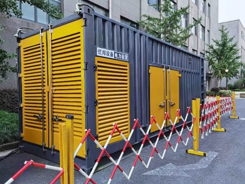 道真如何使用转速表检查发动机的转速？