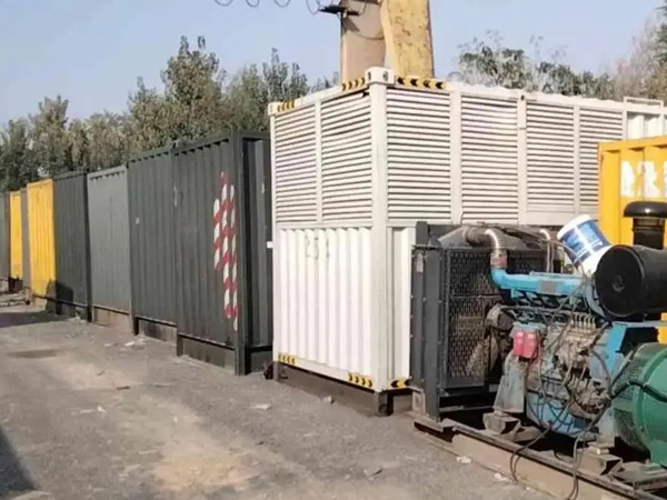 道真200KW柴油发电机机组每小时油耗是多少？